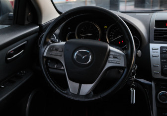 Подержанный автомобиль Mazda 6 Liftback 2008 года (11 фото)