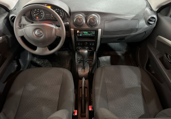 Подержанный автомобиль Nissan Almera Sedan 2016 года (11 фото)