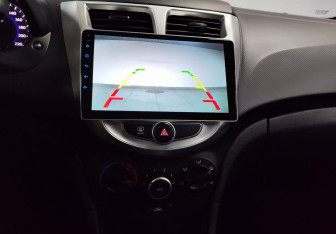 Подержанный автомобиль Hyundai Solaris Sedan 2013 года (16 фото)