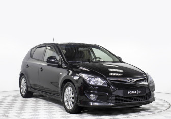 Подержанный автомобиль Hyundai i30 Hatchback 2011 года (3 фото)