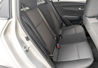 Подержанный автомобиль Kia Rio Hatchback 2021 года (23 фото)