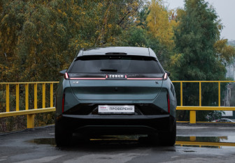 Подержанный автомобиль Zeekr X 2023 года (5 фото)