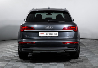 Подержанный автомобиль Audi Q5 2021 года (6 фото)