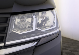 Подержанный автомобиль Volkswagen Multivan 2020 года (11 фото)