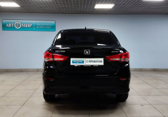 Подержанный автомобиль Changan Alsvin 2023 года (6 фото)