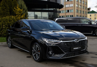 Подержанный автомобиль Chery Arrizo 8 2023 года (2 фото)