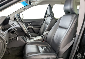 Подержанный автомобиль Volvo XC90 2013 года (21 фото)