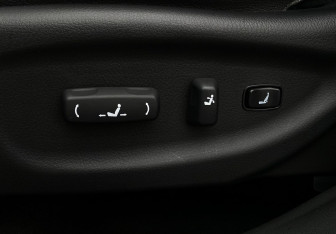 Подержанный автомобиль Kia Sorento 2013 года (23 фото)