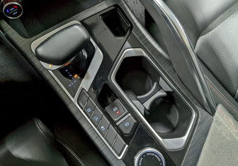 Подержанный автомобиль Geely Tugella 2022 года (30 фото)