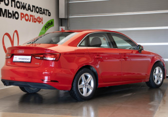 Подержанный автомобиль Audi A3 Sedan 2017 года (4 фото)