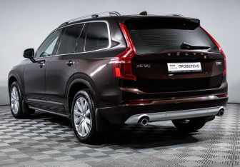 Подержанный автомобиль Volvo XC90 2019 года (7 фото)