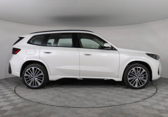 Новый BMW X1 2026 (6 фото)