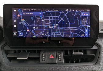 Подержанный автомобиль Toyota RAV4 2024 года (6 фото)