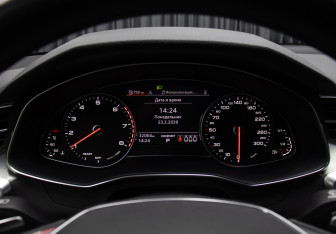 Подержанный автомобиль Audi A6 Sedan 2021 года (13 фото)