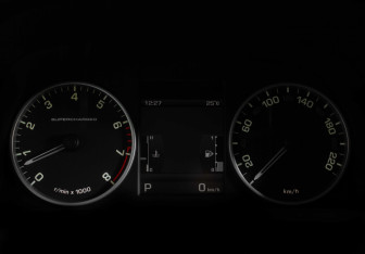 Подержанный автомобиль Land Rover Range Rover Sport 2011 года (13 фото)