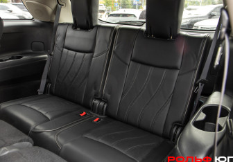 Подержанный автомобиль Infiniti JX 2013 года (9 фото)