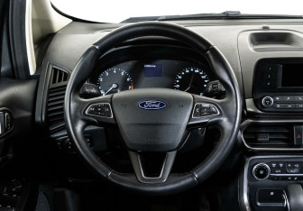 Подержанный автомобиль Ford EcoSport 2018 года (10 фото)