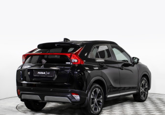 Подержанный автомобиль Mitsubishi Eclipse Cross 2019 года (5 фото)