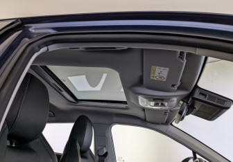 Подержанный автомобиль Omoda C5 2024 года (23 фото)