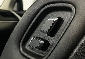 Подержанный автомобиль Geely Tugella 2021 года (15 фото)