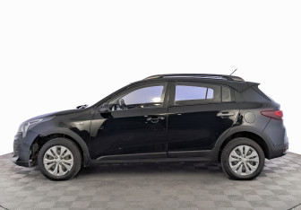 Подержанный автомобиль Kia Rio Hatchback 2021 года (8 фото)