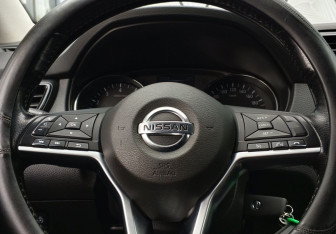Подержанный автомобиль Nissan Qashqai 2021 года (14 фото)