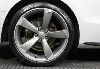 Подержанный автомобиль Audi A5 Coupe 2016 года (20 фото)