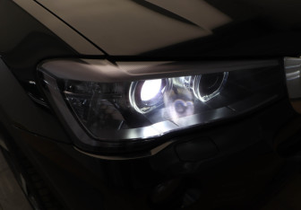 Подержанный автомобиль BMW X3 2014 года (25 фото)