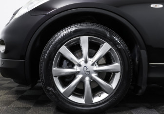 Подержанный автомобиль Infiniti EX 2012 года (28 фото)