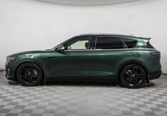 Подержанный автомобиль Voyah Free 2024 года (8 фото)