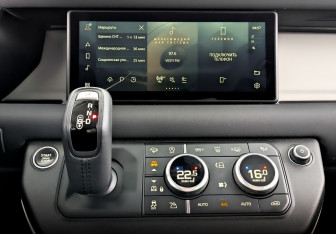 Подержанный автомобиль Land Rover Defender Suv 2020 года (15 фото)