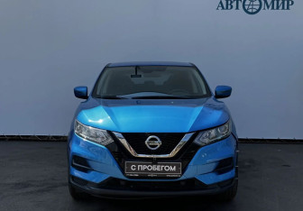 Подержанный автомобиль Nissan Qashqai 2021 года (2 фото)