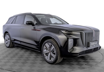 Подержанный автомобиль Hongqi E-HS9 2022 года (3 фото)