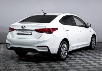Подержанный автомобиль Hyundai Solaris Sedan 2017 года (5 фото)
