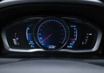 Подержанный автомобиль Volvo XC60 2013 года (12 фото)