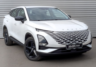 Подержанный автомобиль Omoda C5 2023 года (3 фото)