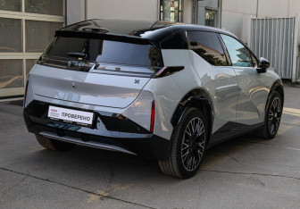 Подержанный автомобиль Zeekr X 2023 года (4 фото)