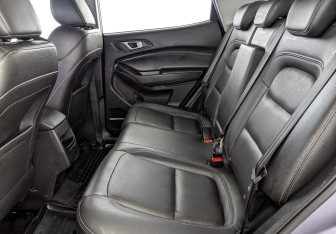 Подержанный автомобиль Chery Tiggo 4 2022 года (17 фото)