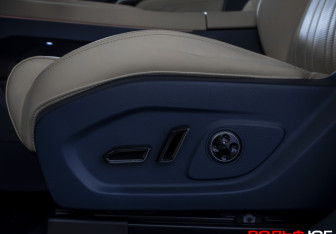 Подержанный автомобиль Voyah Free 2023 года (17 фото)