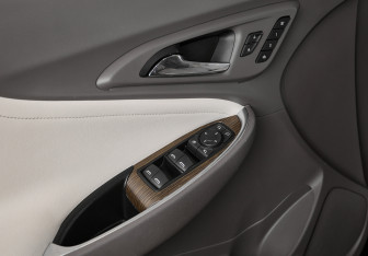 Подержанный автомобиль Chevrolet Malibu Sedan 2020 года (12 фото)