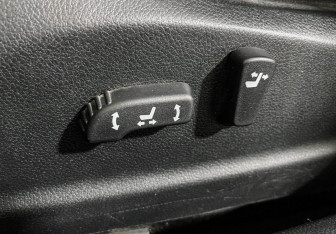 Подержанный автомобиль Nissan Teana 2011 года (14 фото)