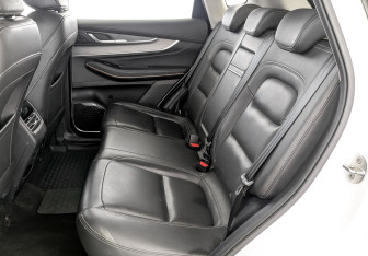 Подержанный автомобиль Exeed LX 2022 года (12 фото)