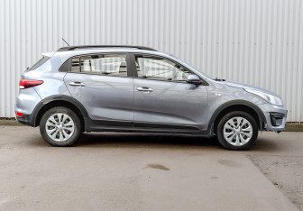 Подержанный автомобиль Kia Rio Hatchback 2020 года (4 фото)