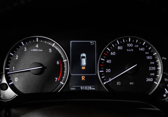 Подержанный автомобиль Lexus RX 2016 года (10 фото)