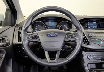 Подержанный автомобиль Ford Focus Sedan 2018 года (22 фото)
