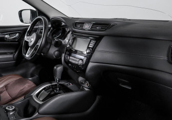 Подержанный автомобиль Nissan Qashqai 2021 года (9 фото)