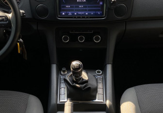 Подержанный автомобиль Volkswagen Amarok 2011 года (13 фото)