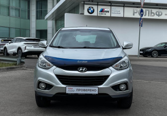 Подержанный автомобиль Hyundai ix35 2014 года (2 фото)