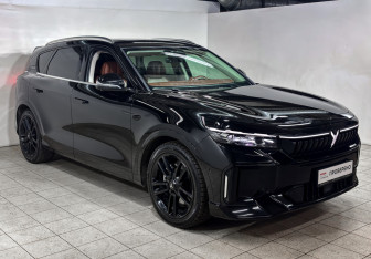 Подержанный автомобиль Voyah Free 2023 года (3 фото)