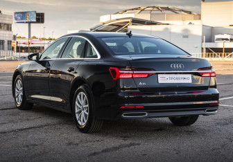 Подержанный автомобиль Audi A6 Sedan 2022 года (7 фото)